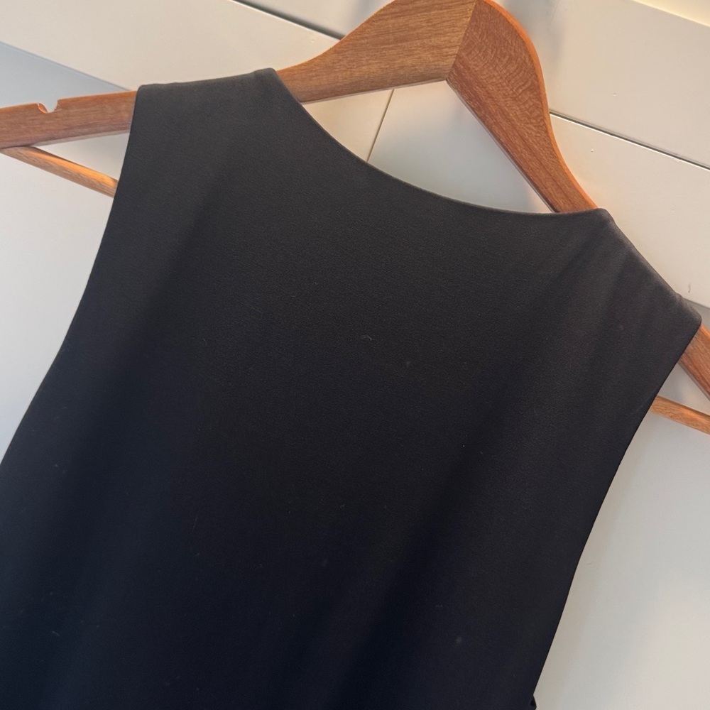 Studio Elegant Black Sleeveless Dress with Embellished Waist Size: 12 - Picture 8 of 8